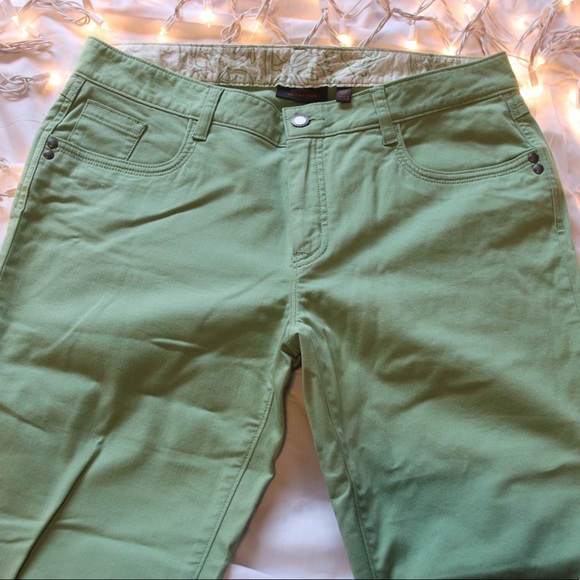 Green Cropped Jeans - Picture 4 of 7